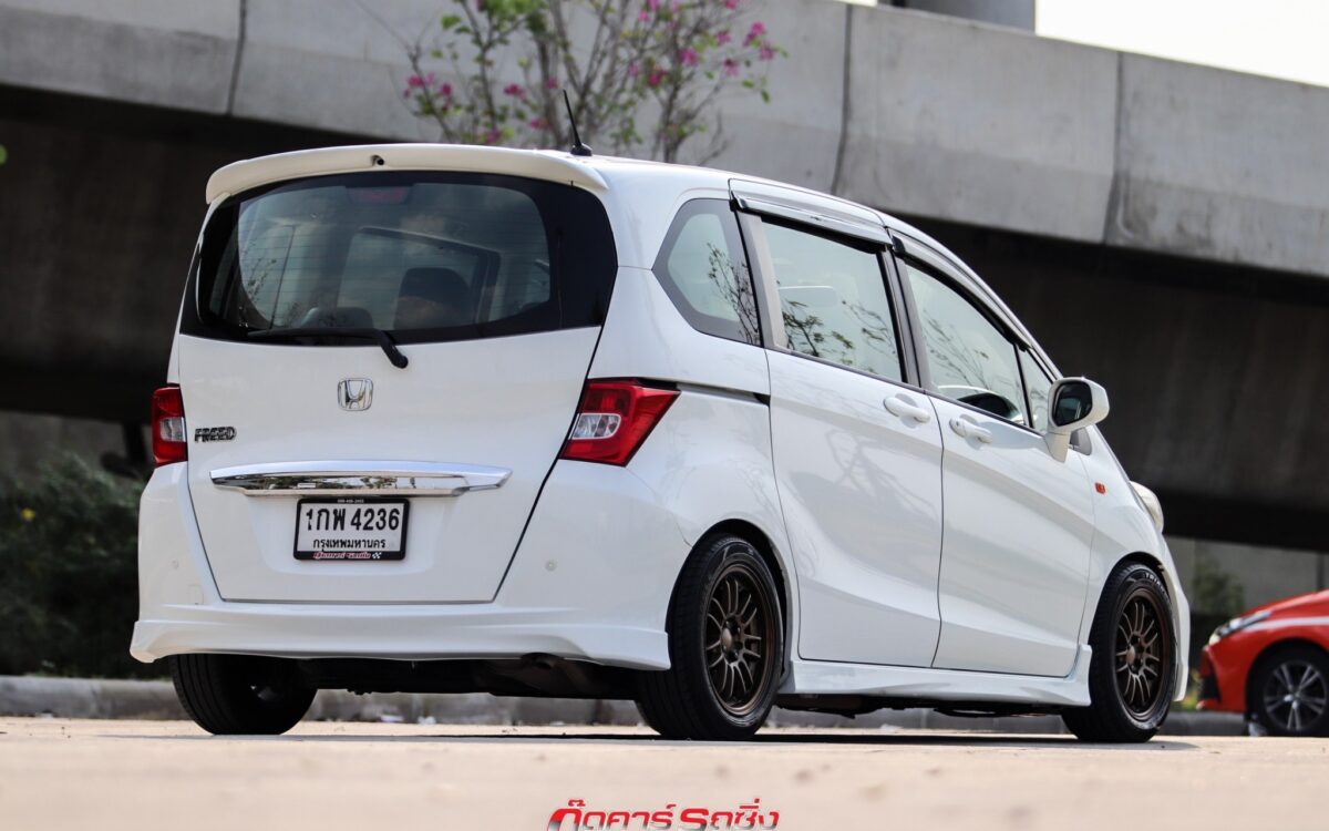 Honda freed 2013